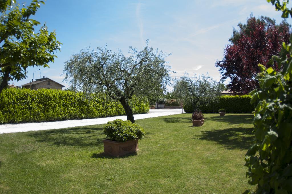 バスティーア・ウンブラ Rosa Di Assisi Bed & Breakfast エクステリア 写真