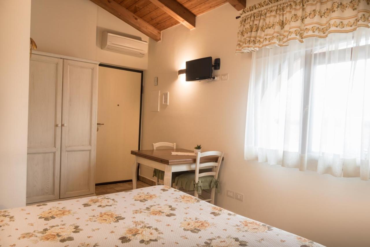 バスティーア・ウンブラ Rosa Di Assisi Bed & Breakfast エクステリア 写真