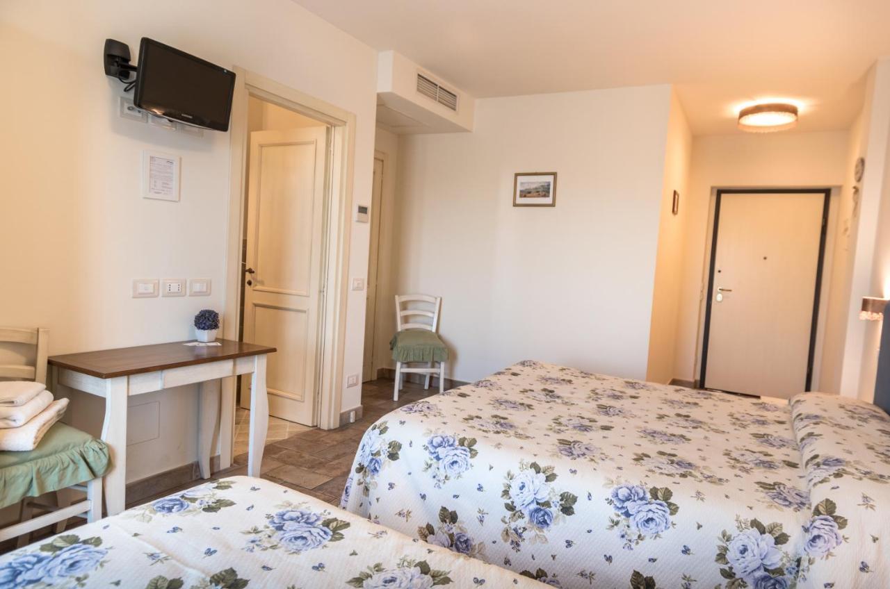 バスティーア・ウンブラ Rosa Di Assisi Bed & Breakfast エクステリア 写真